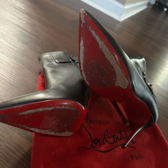 Christian Louboutin So Kate Bootie - Picture 4 of 6